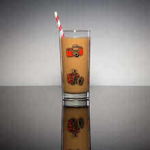 Load image into Gallery viewer, Vintage Camera Drinking Glasses